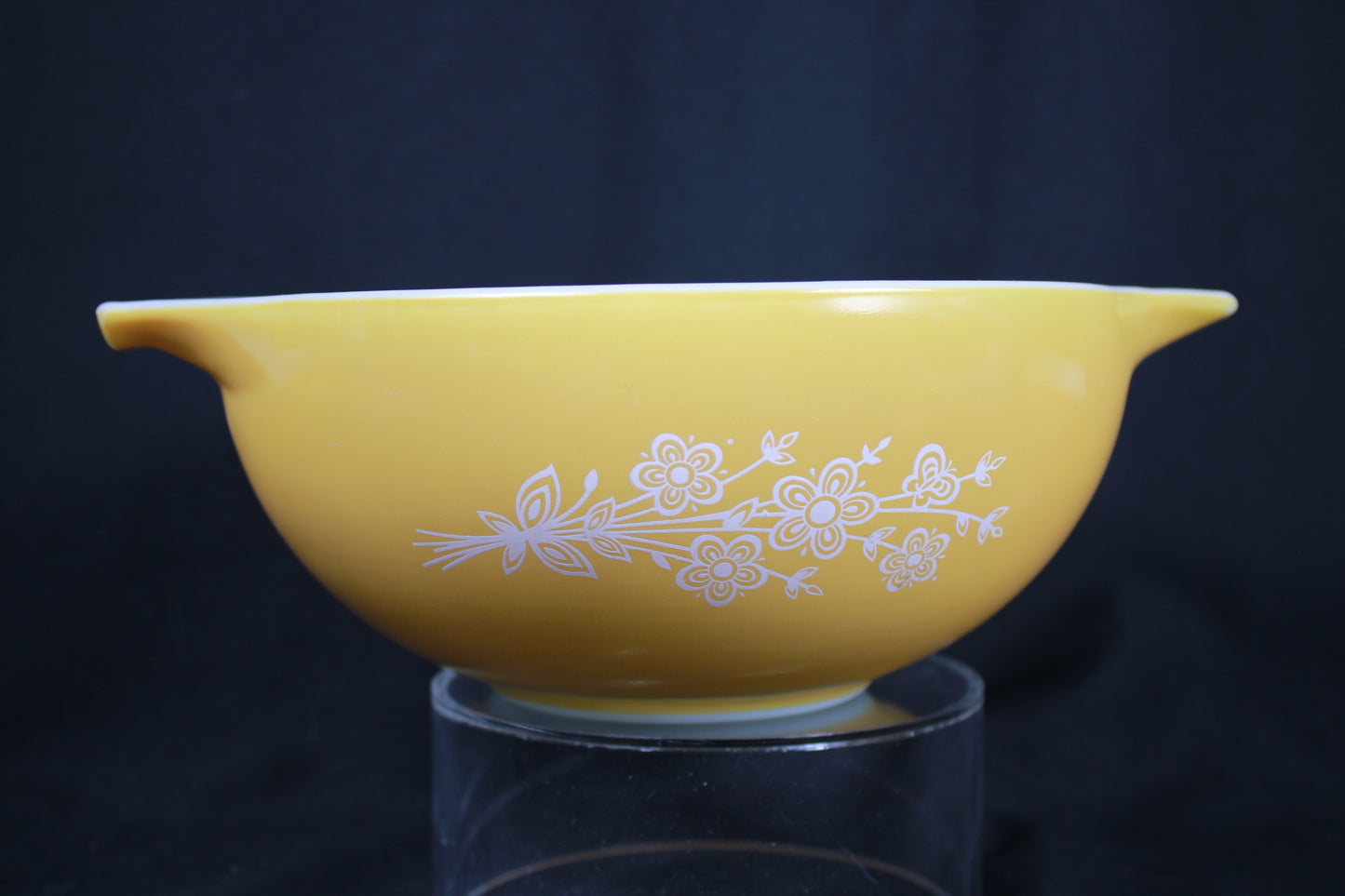 Vintage Pyrex Butterfly Gold 2 Cinderella Mixing Bowl Set - 4 Piece