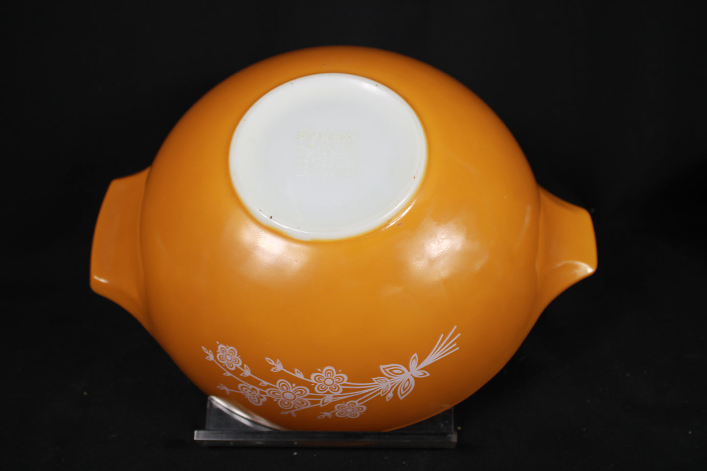 Vintage Pyrex Butterfly Gold 2 Cinderella Mixing Bowl Set - 4 Piece