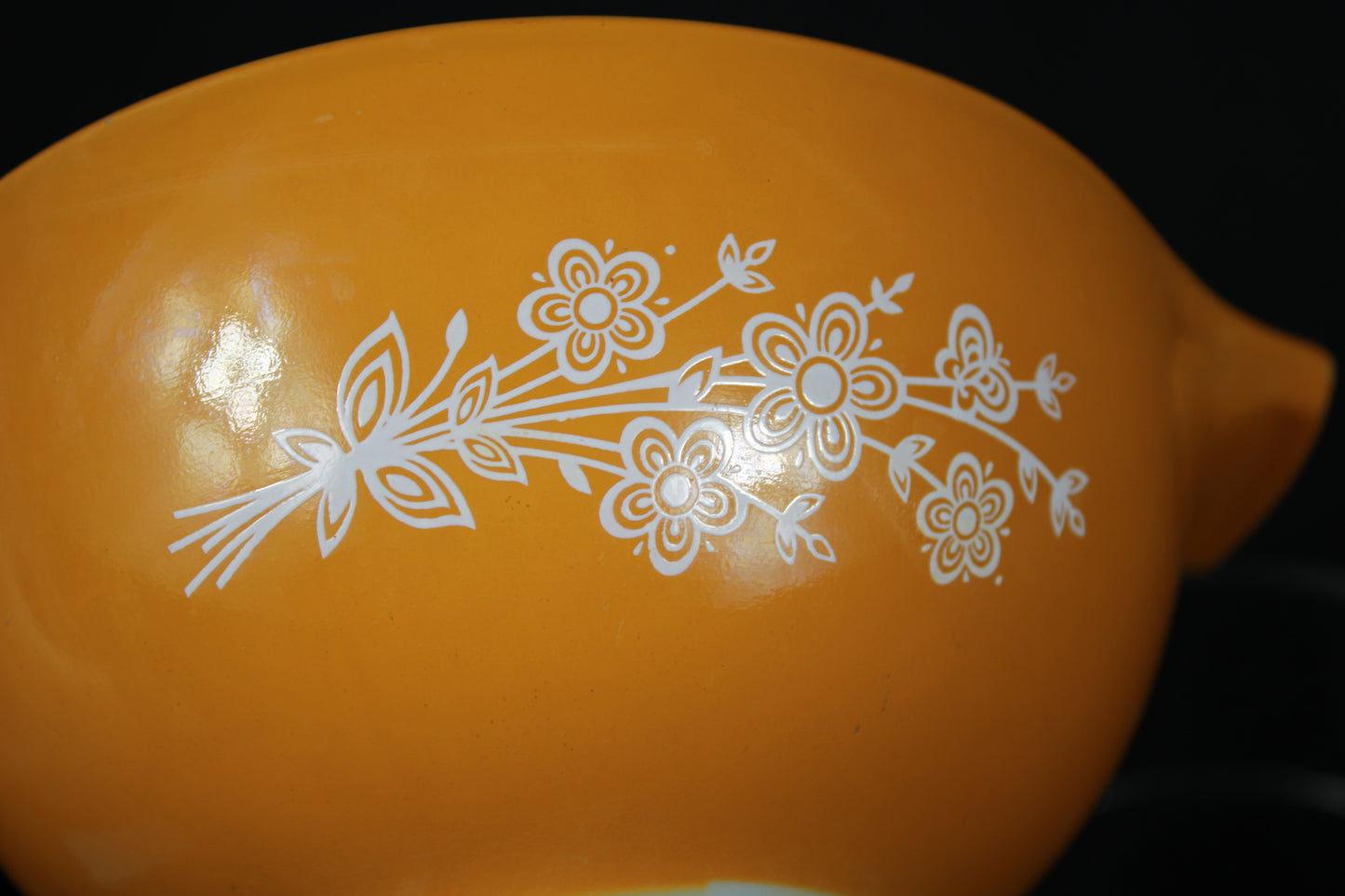 Vintage Pyrex Butterfly Gold 2 Cinderella Mixing Bowl Set - 4 Piece