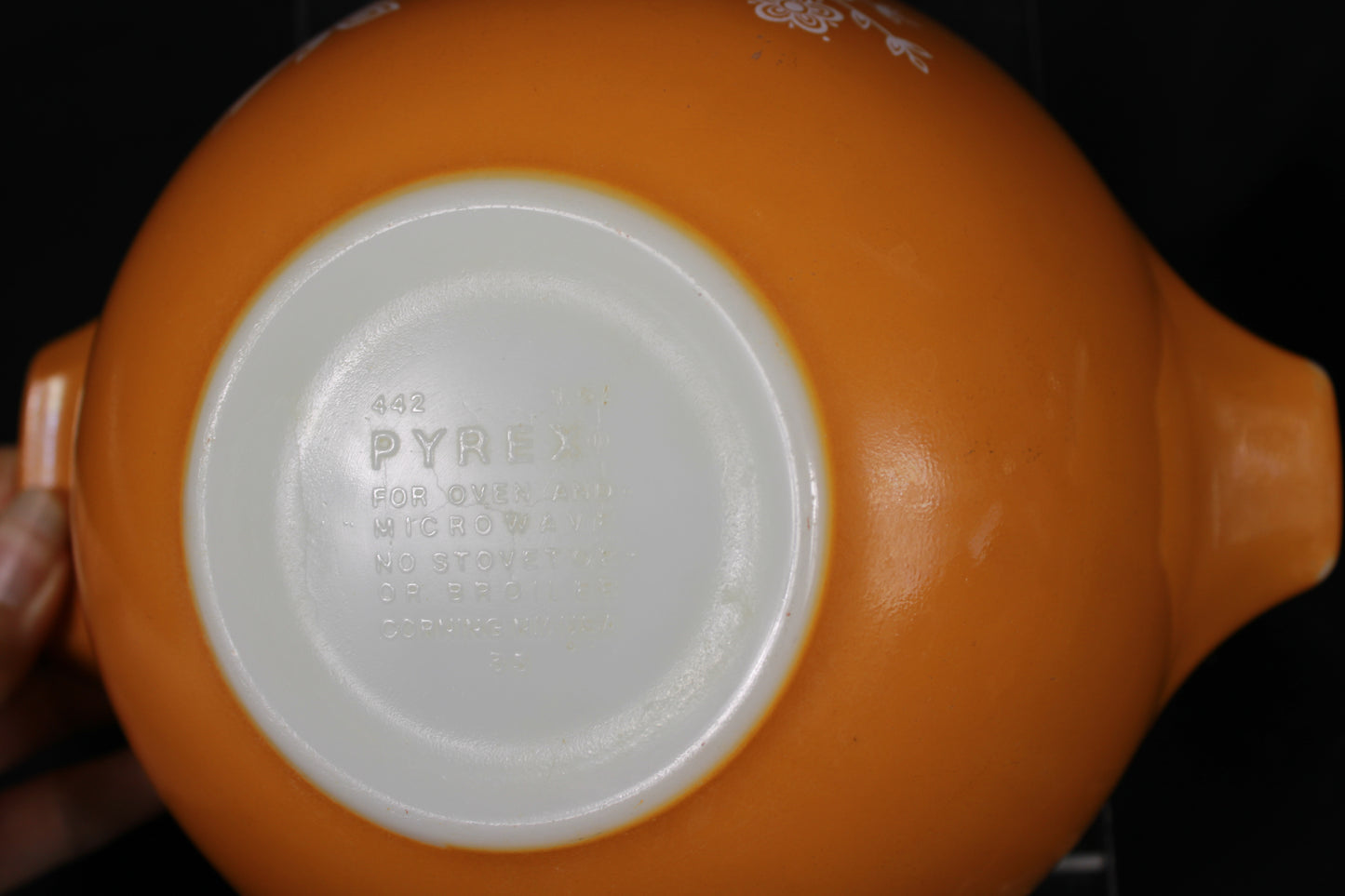 Vintage Pyrex Butterfly Gold 2 Cinderella Mixing Bowl Set - 4 Piece