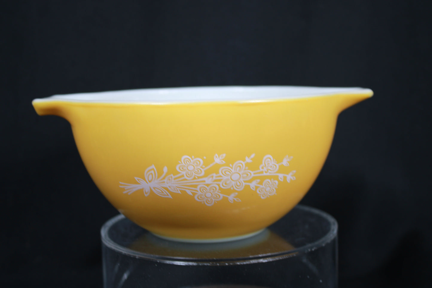 Vintage Pyrex Butterfly Gold 2 Cinderella Mixing Bowl Set - 4 Piece