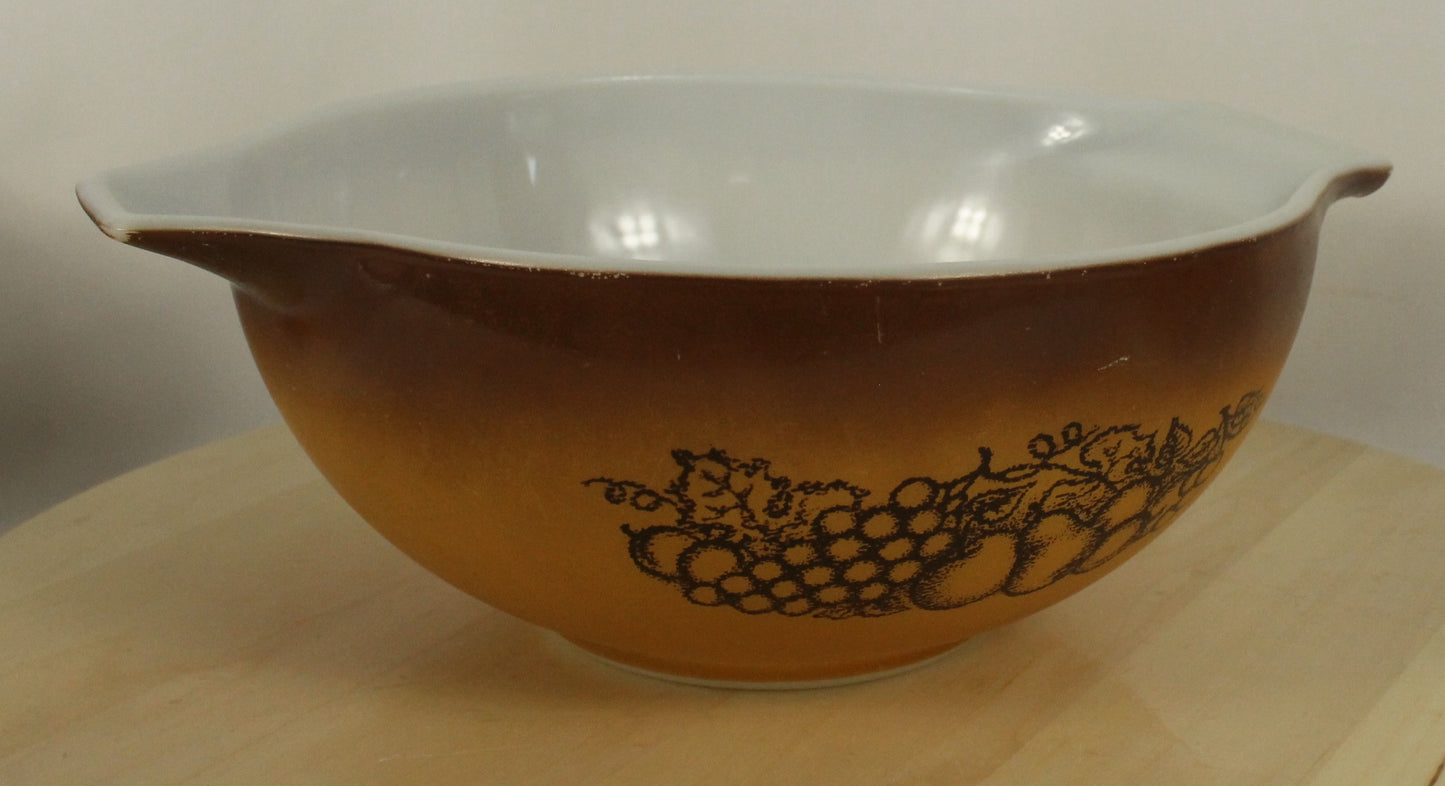 Pyrex Old Orchard Cinderella Bowls