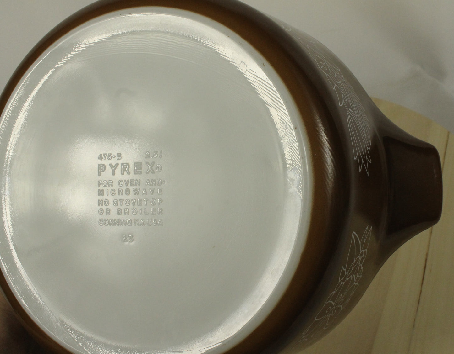Pyrex Woodland Casserole Dishes Set of Two