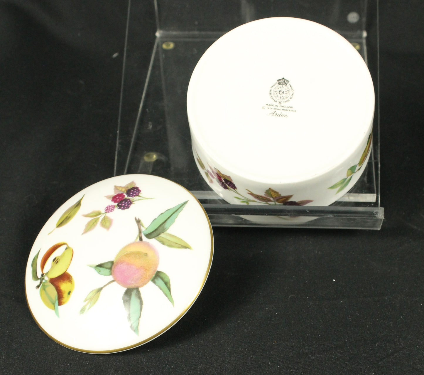 Royal Worchester Set