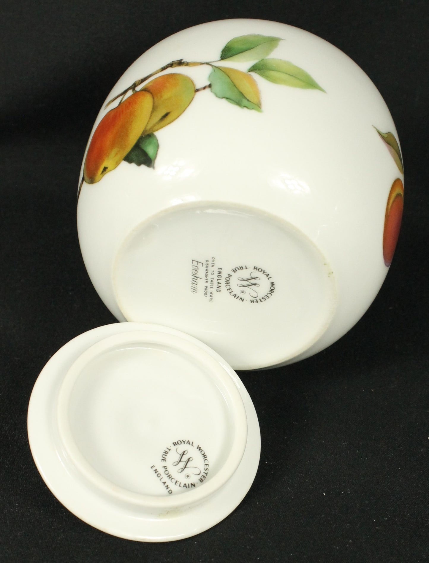 Royal Worchester Set