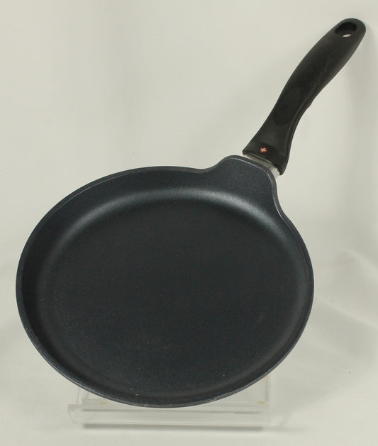 Swiss Diamond Crepe Pan