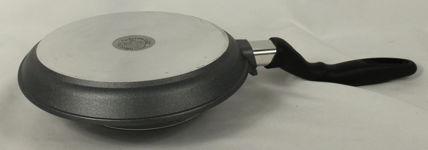Swiss Diamond Crepe Pan