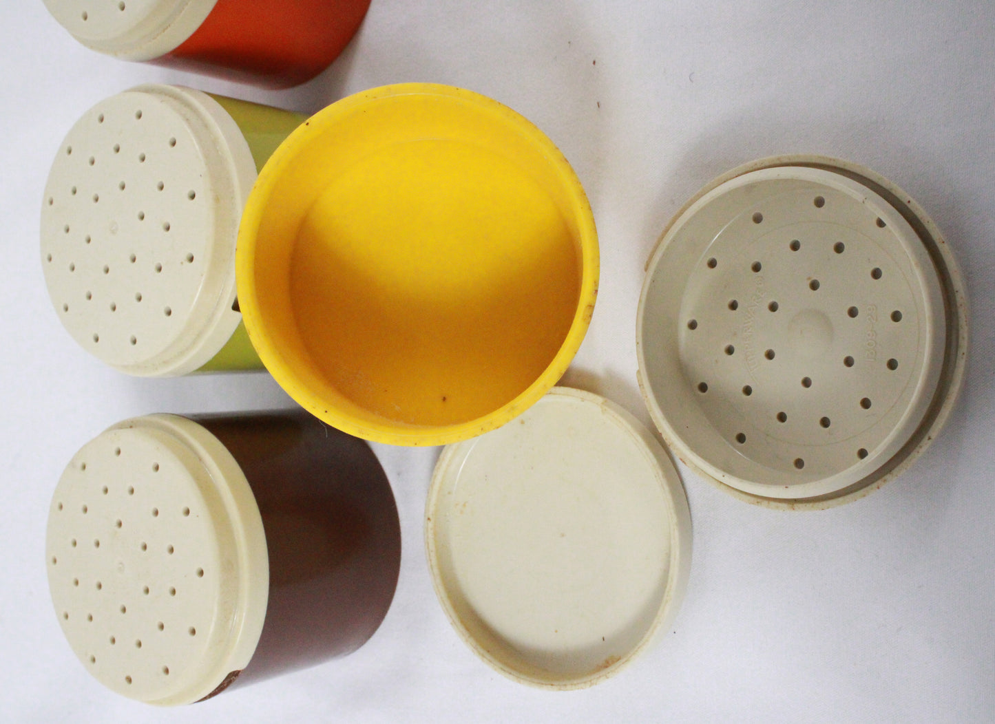 Vintage Tupperware Stacking Spice Shaker Set - Four Tier Earth Tones