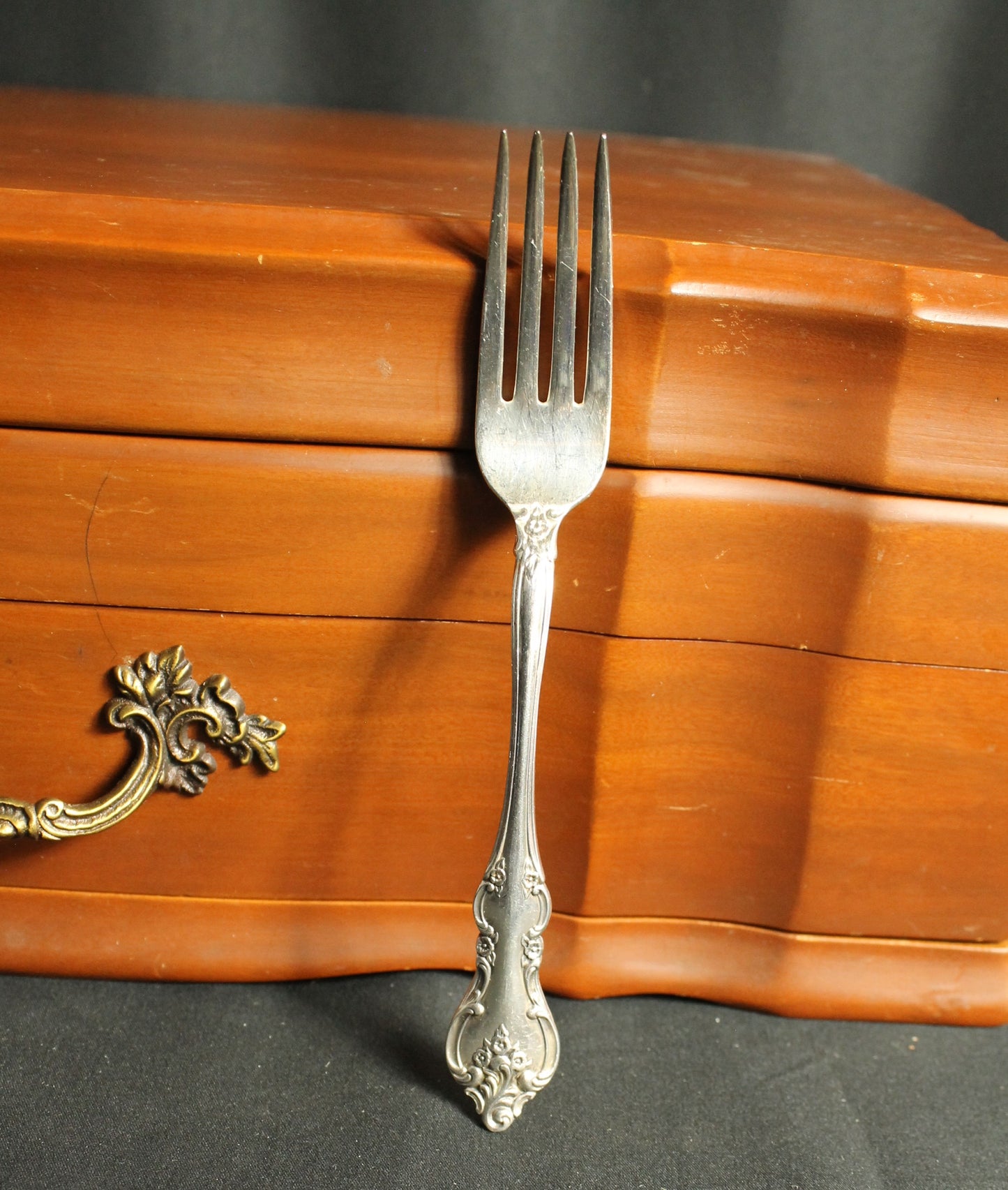 1847 Rogers Bros Orleans Silverware Set