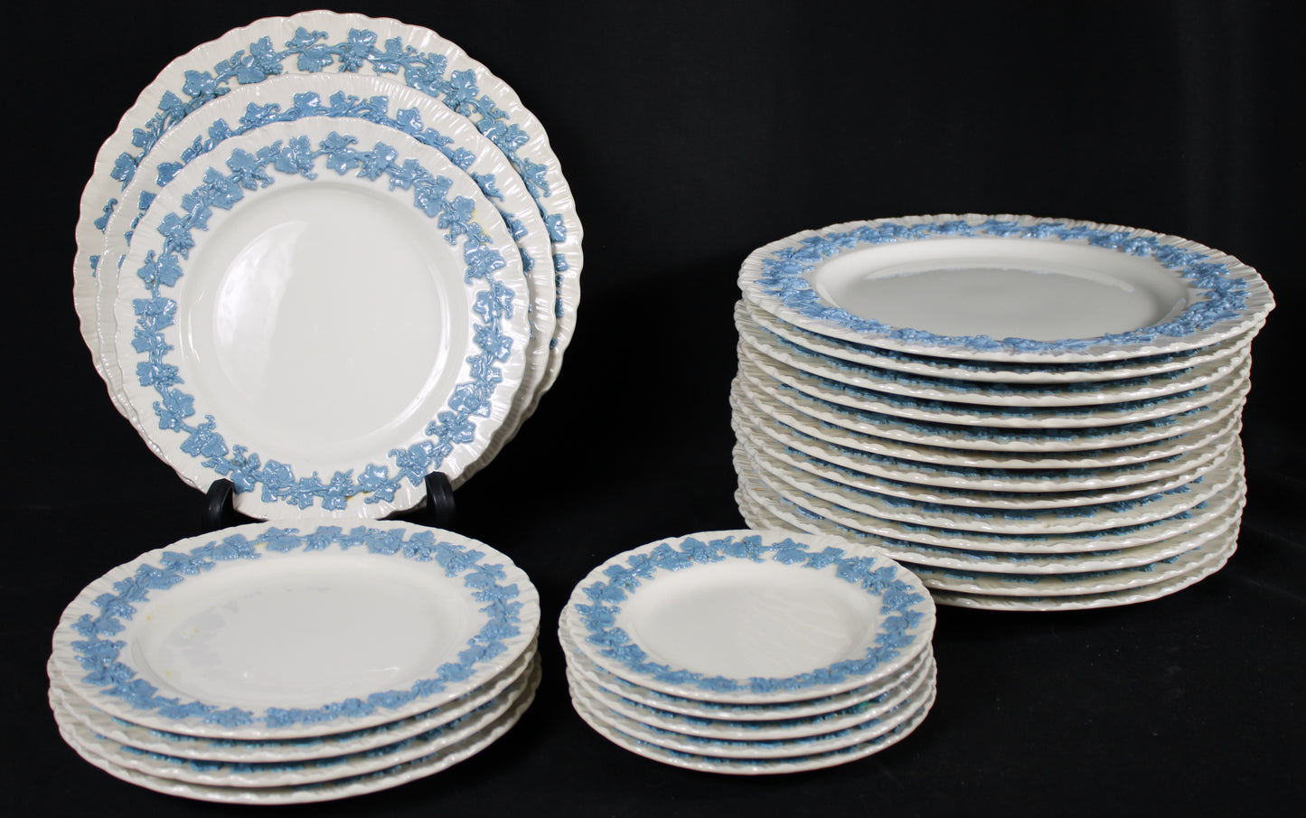 Wedgwood Queen's Ware Blue on Cream Shell Edge China Set