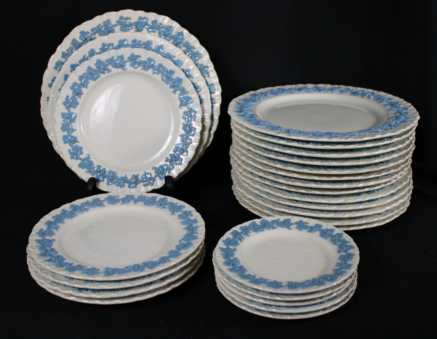 Wedgwood Queen's Ware Blue on Cream Shell Edge China Set
