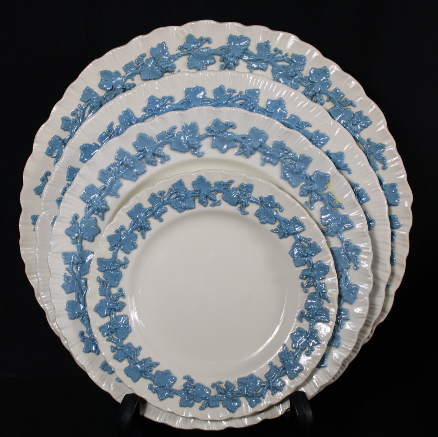 Wedgwood Queen's Ware Blue on Cream Shell Edge China Set
