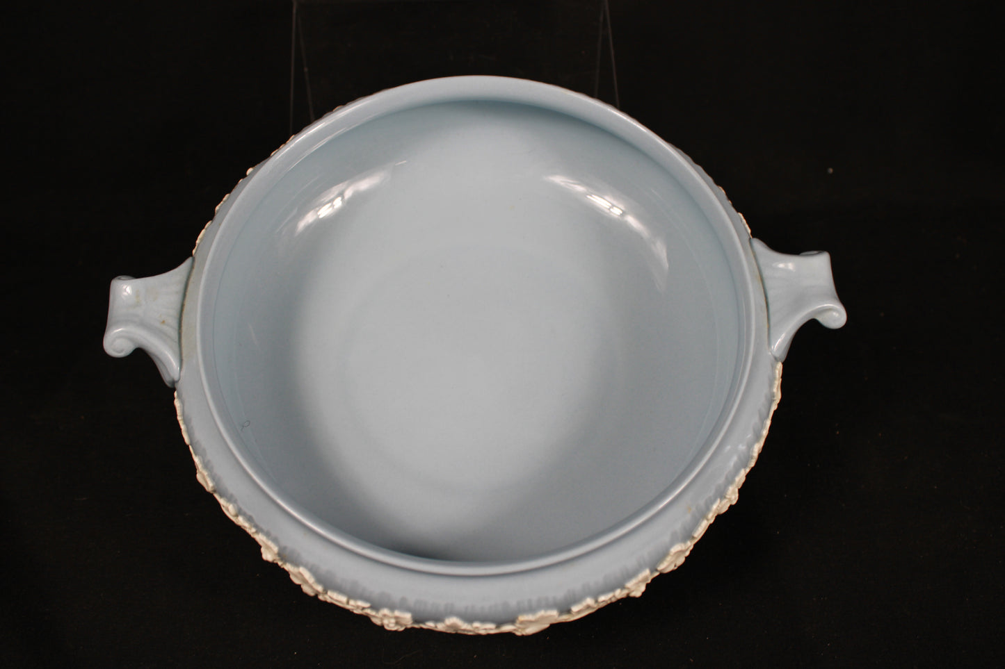 Wedgwood Embossed Queen's Ware Lavender Blue Covered Vegetable Tureen