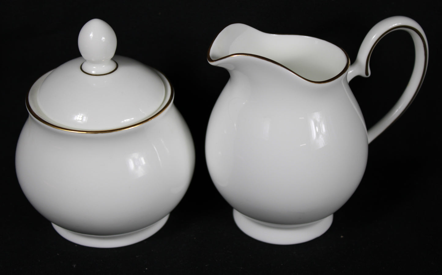 Royal Doulton Signature Gold Fine Bone China Creamer and Sugar Set
