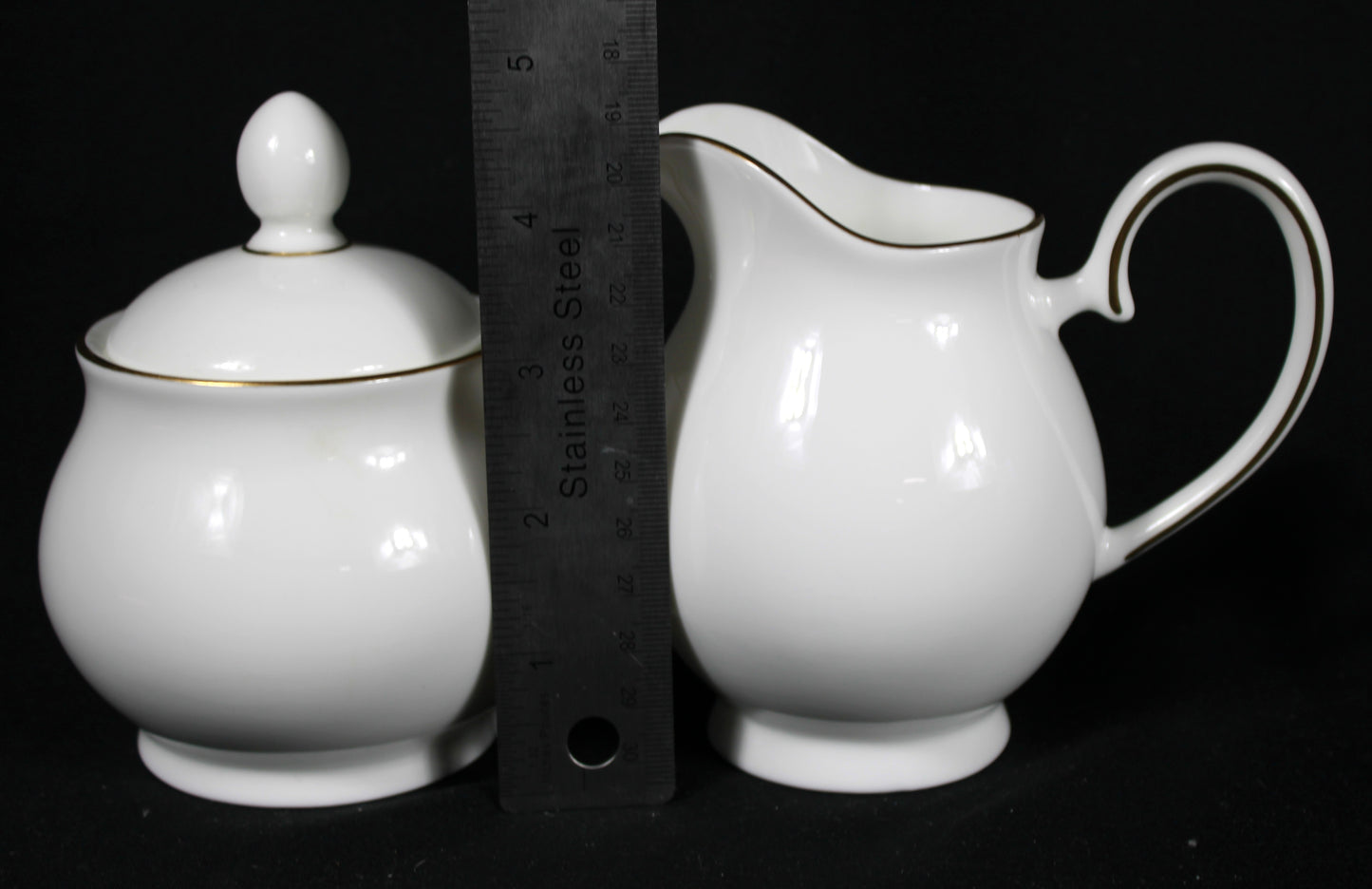 Royal Doulton Signature Gold Fine Bone China Creamer and Sugar Set