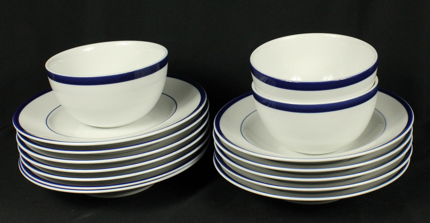 Williams-Sonoma Brasserie Blue Dishes