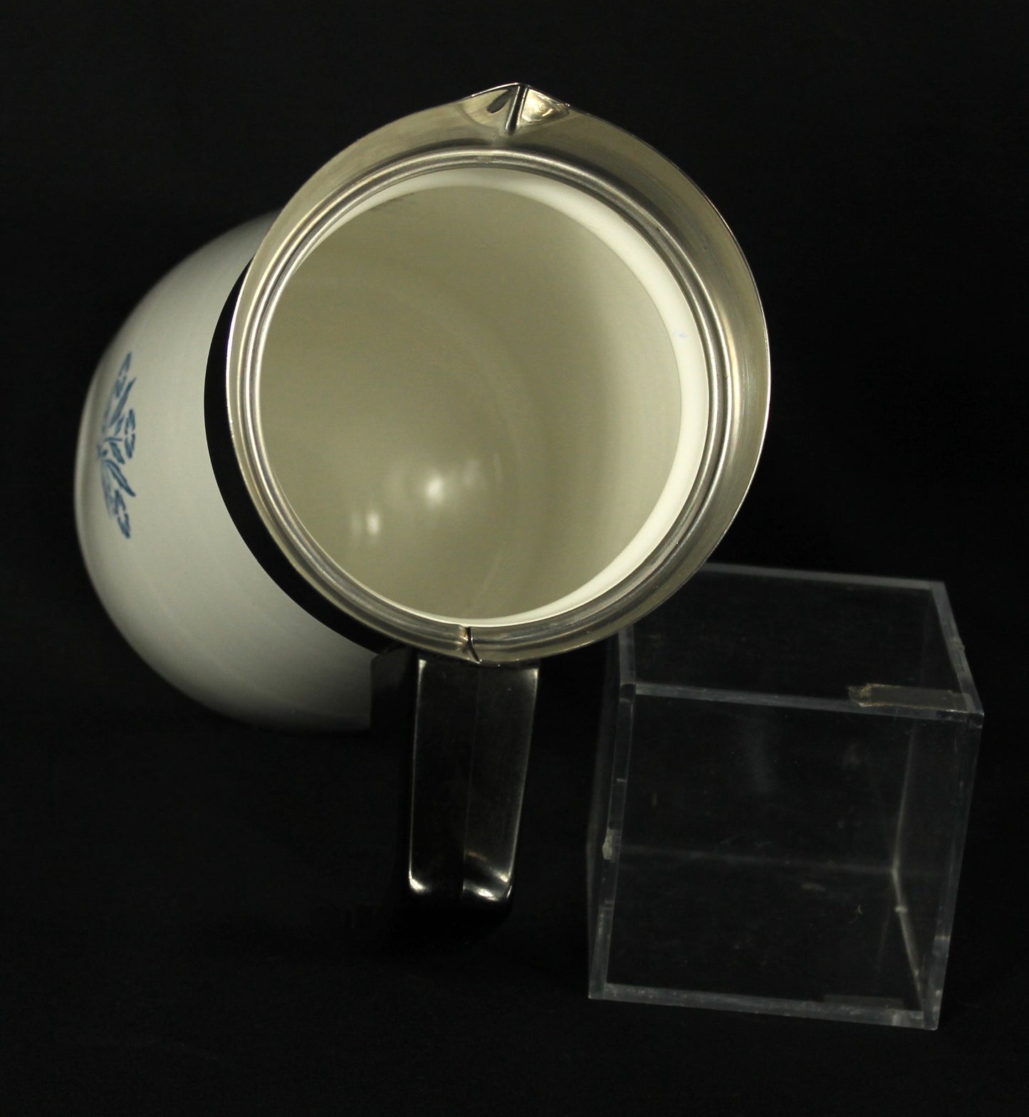 CorningWare 9 cup Coffee Percolator