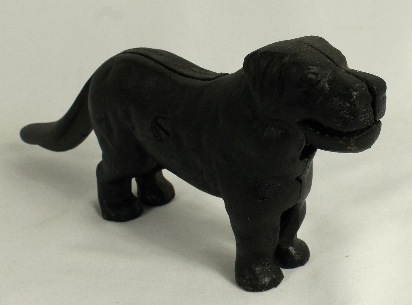 Mechanical Cast Iron Dog Nut Cracker