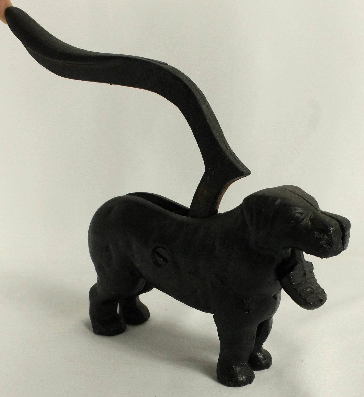 Mechanical Cast Iron Dog Nut Cracker