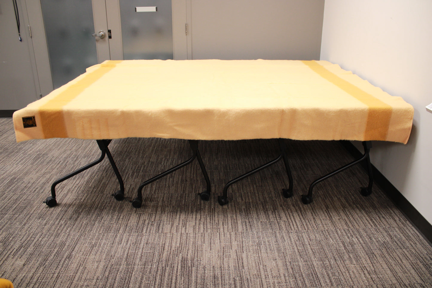 Early's of Witney 4-Point Wool Blanket in Goldenrod