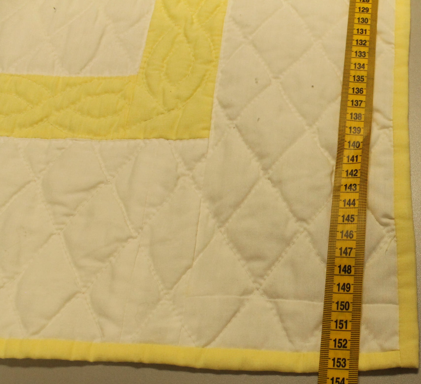 Vintage Appliqué Kitty Cat Crib Quilt/Play Mat (Yellow & Floral Prints)