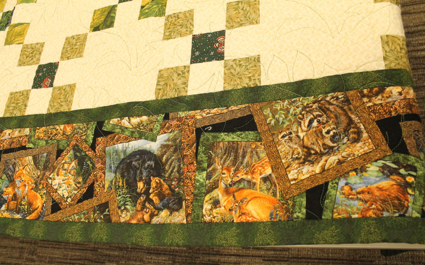 Handmade Canadian Marshland Wildlife Quilt Set (Double Size with 2 Shams)