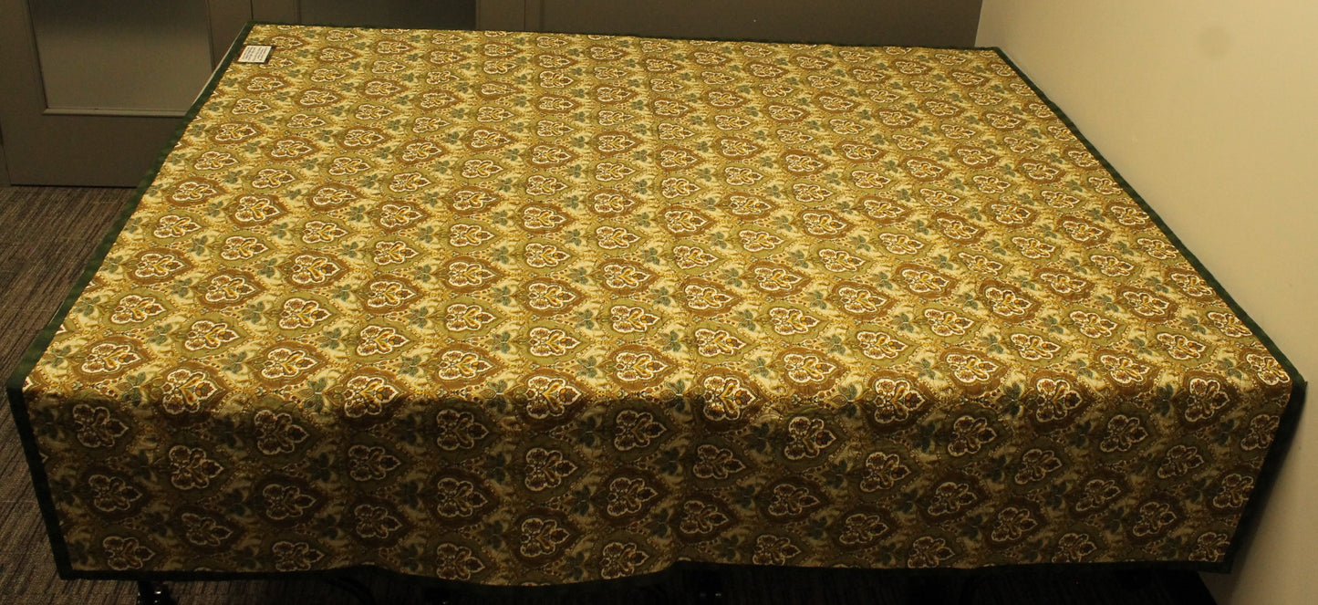 Handmade Canadian Marshland Wildlife Quilt Set (Double Size with 2 Shams)