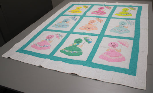 Vintage Hand-Appliquéd Sunbonnet Sue Single Size Quilt
