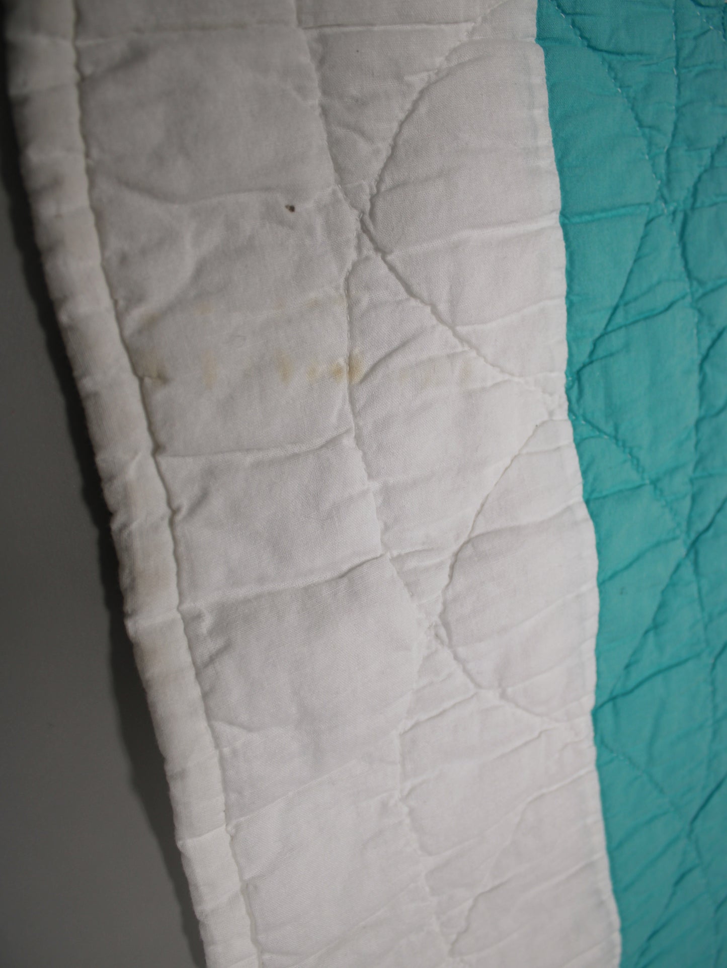 Vintage Hand-Appliquéd Sunbonnet Sue Single Size Quilt