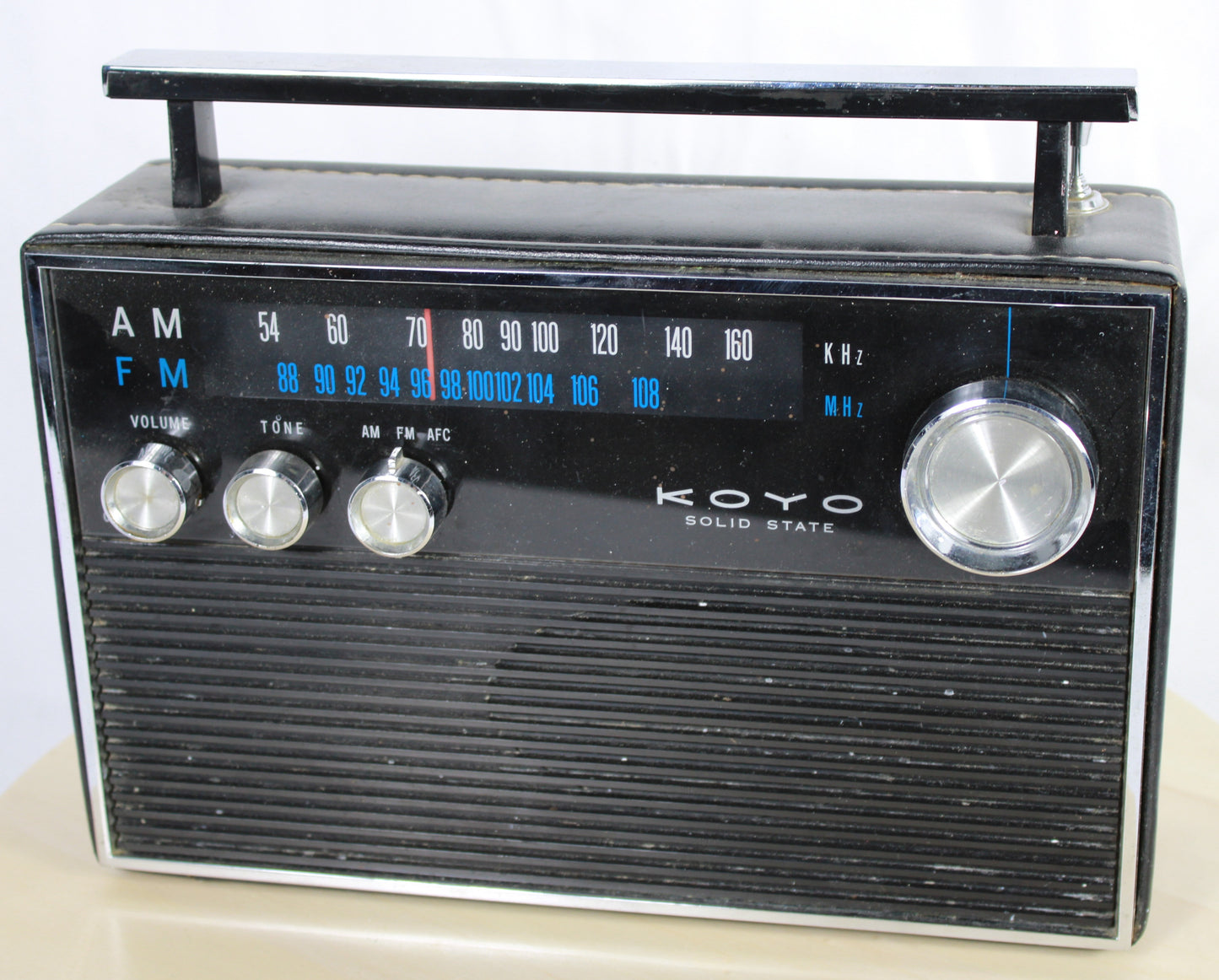 Vintage Koyo Solid State AM/FM Portable Radio