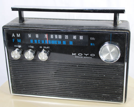 Vintage Koyo Solid State AM/FM Portable Radio