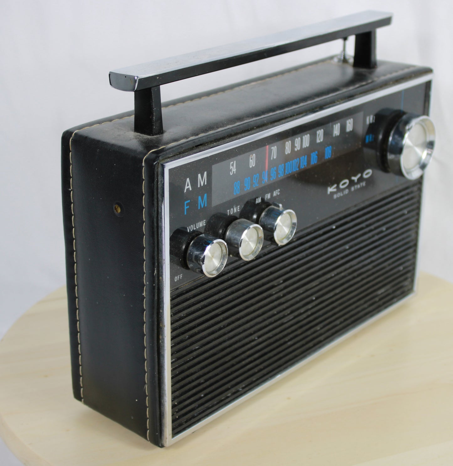 Vintage Koyo Solid State AM/FM Portable Radio