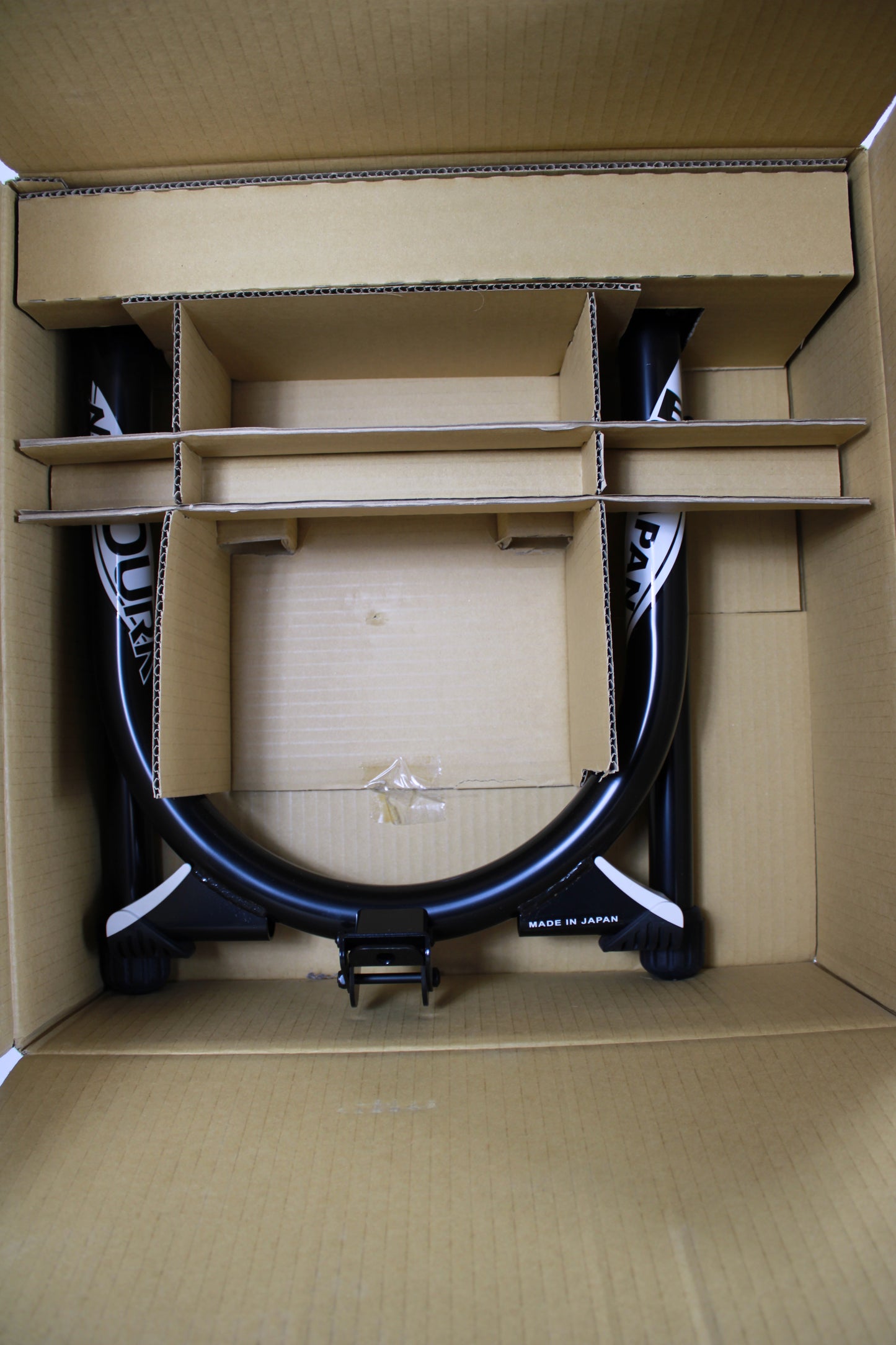 Minoura B60-R Magnetic Indoor Bicycle Trainer with Remote Resistance Shifter