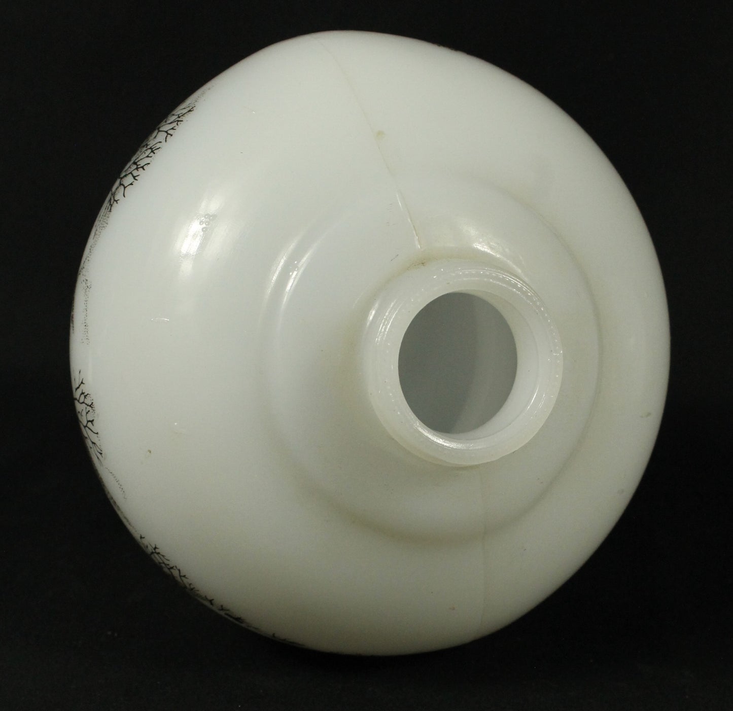 Currier & Ives Glass Oil Lamp