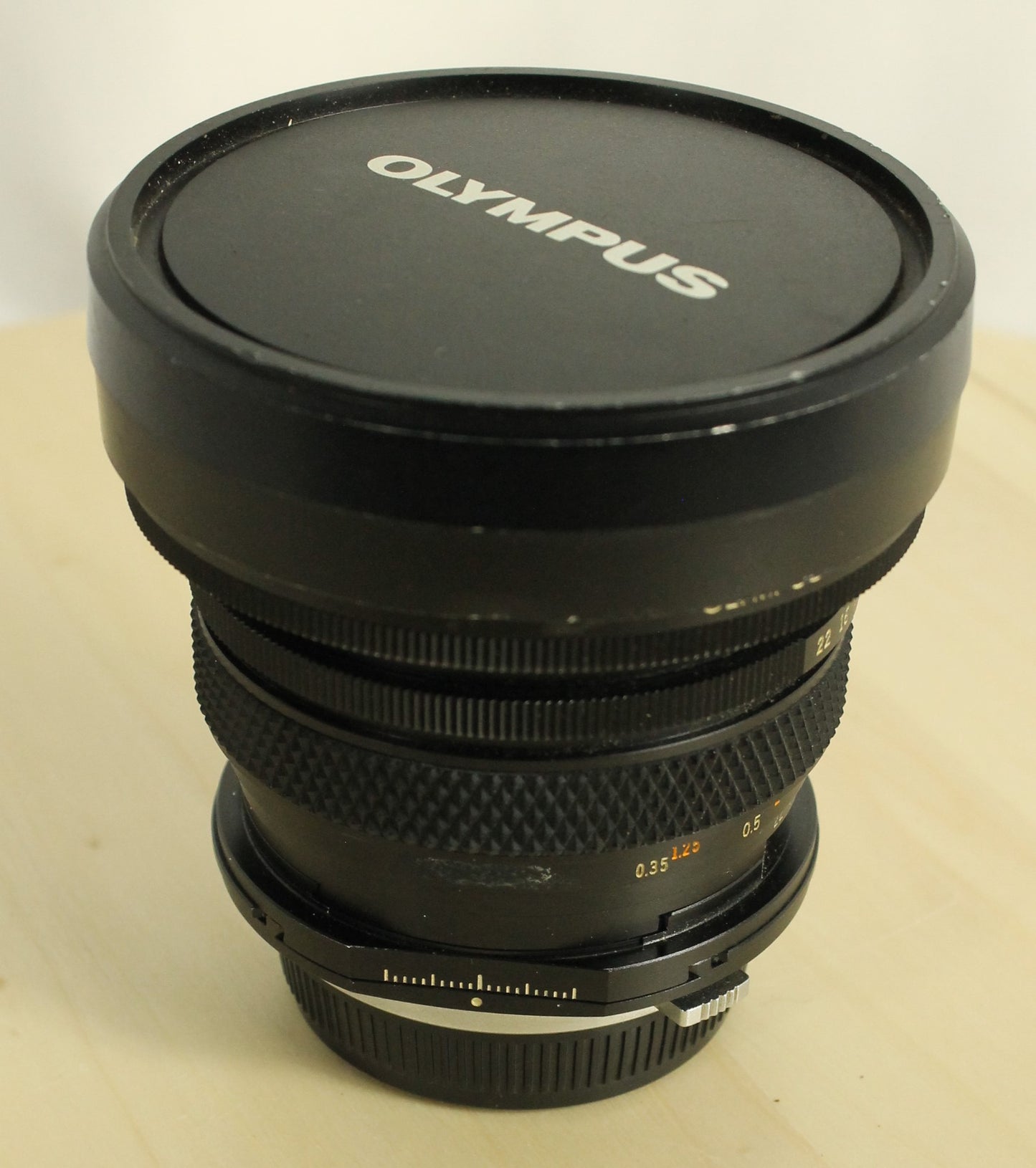 Olympus ZUIKO SHIFT 24mm f/3.5 (OM-System) Wide-Angle Lens — Complete with Case