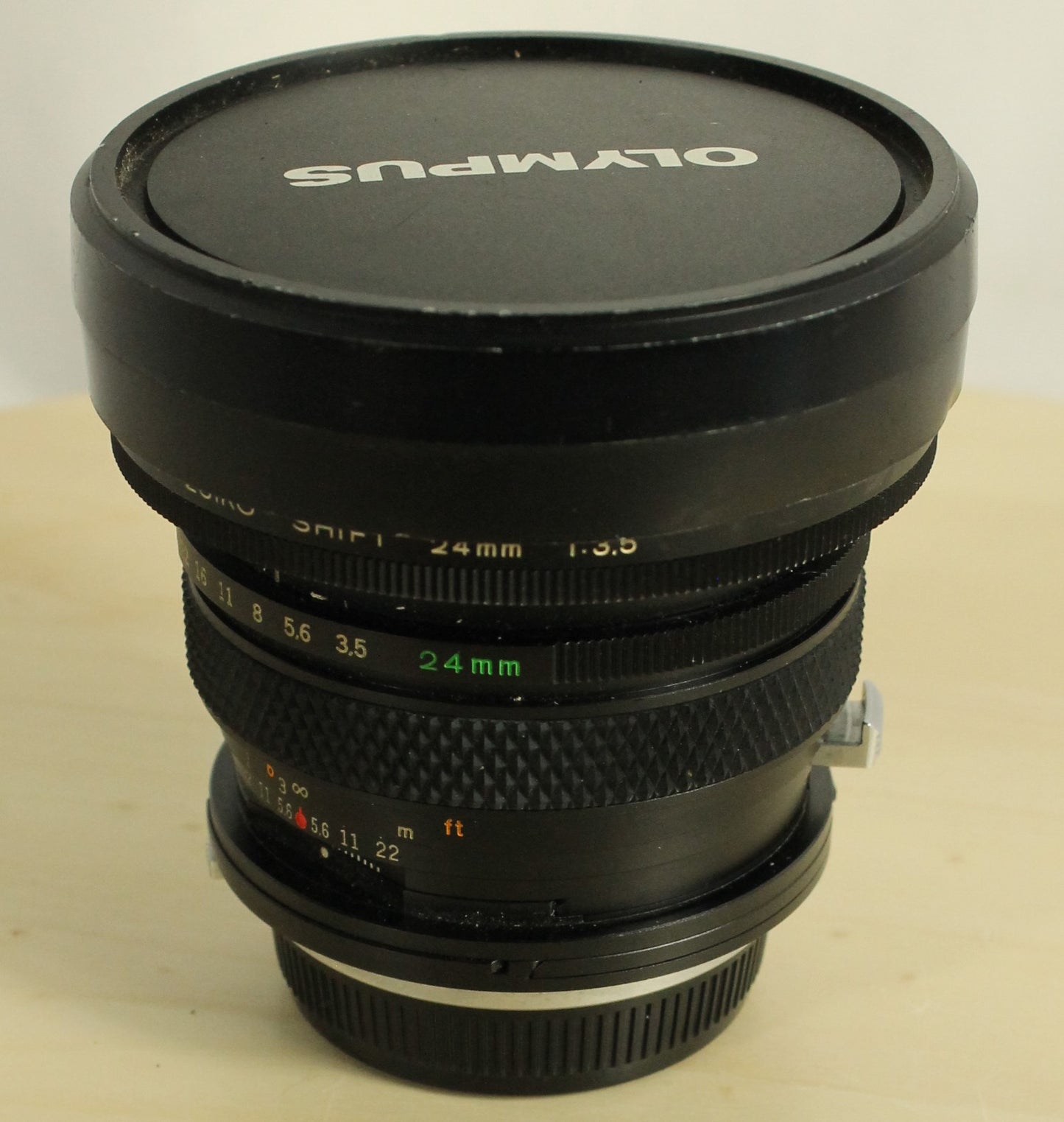 Olympus ZUIKO SHIFT 24mm f/3.5 (OM-System) Wide-Angle Lens — Complete with Case