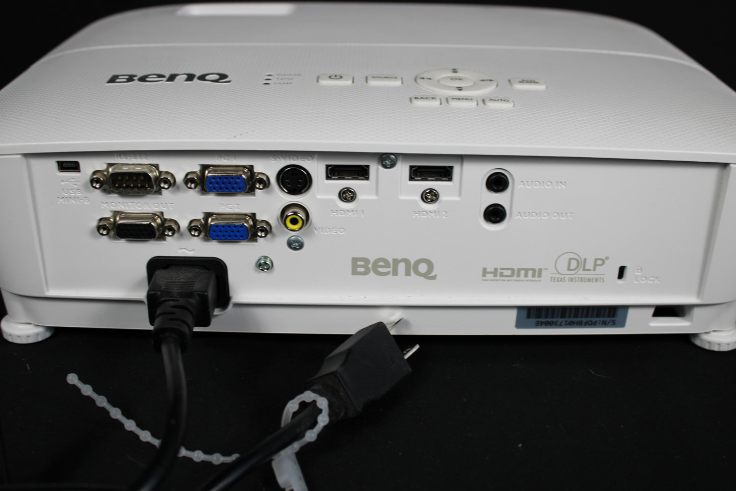BenQ MS524AE SVGA DLP Projector with Dual HDMI and 3300 Lumens