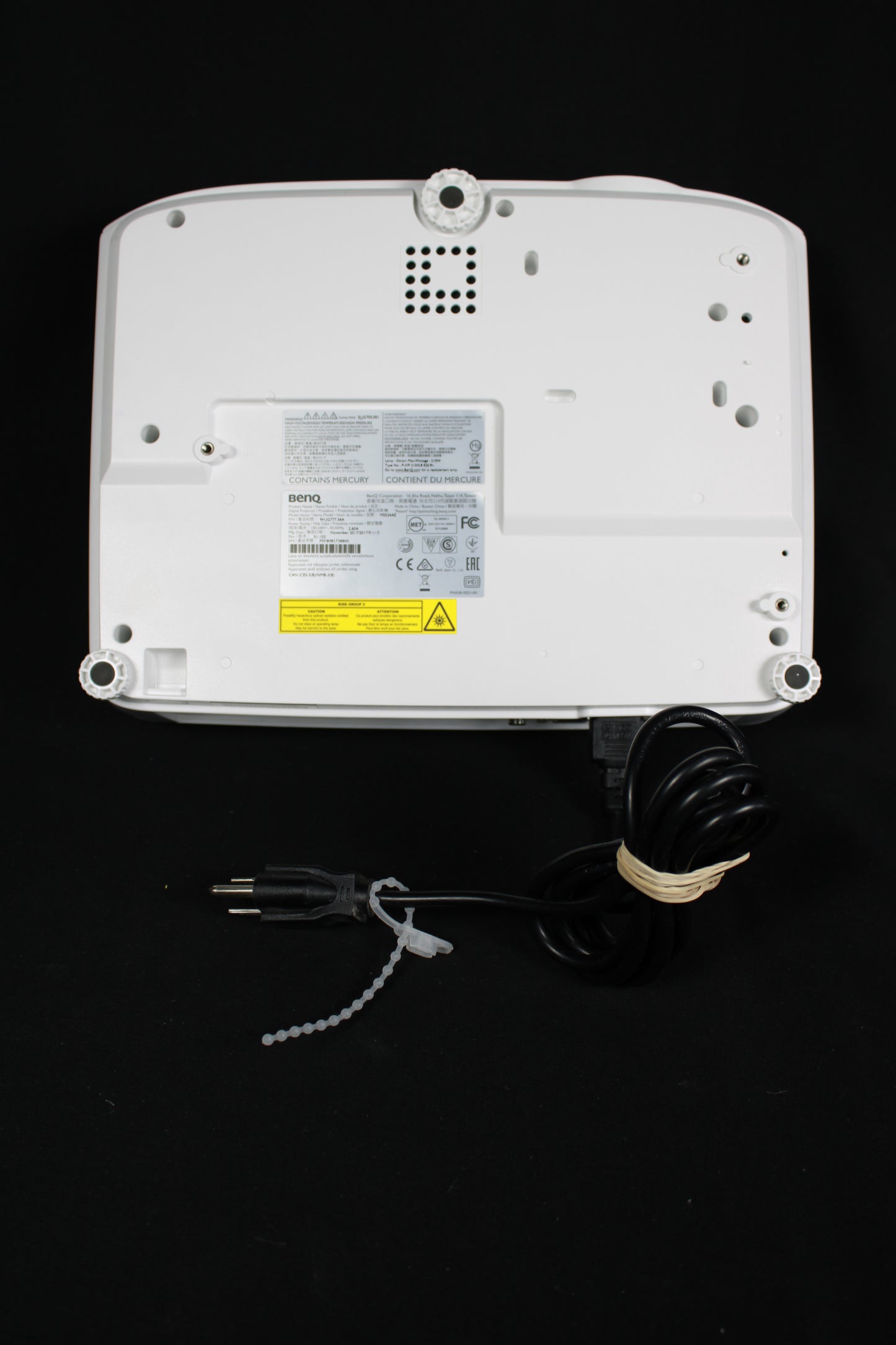 BenQ MS524AE SVGA DLP Projector with Dual HDMI and 3300 Lumens