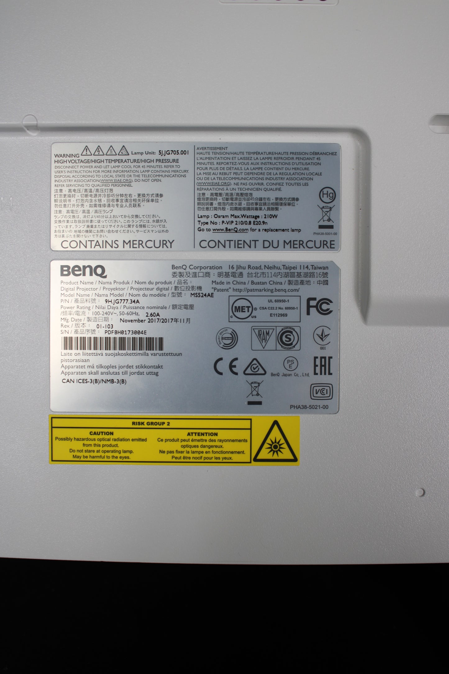 BenQ MS524AE SVGA DLP Projector with Dual HDMI and 3300 Lumens
