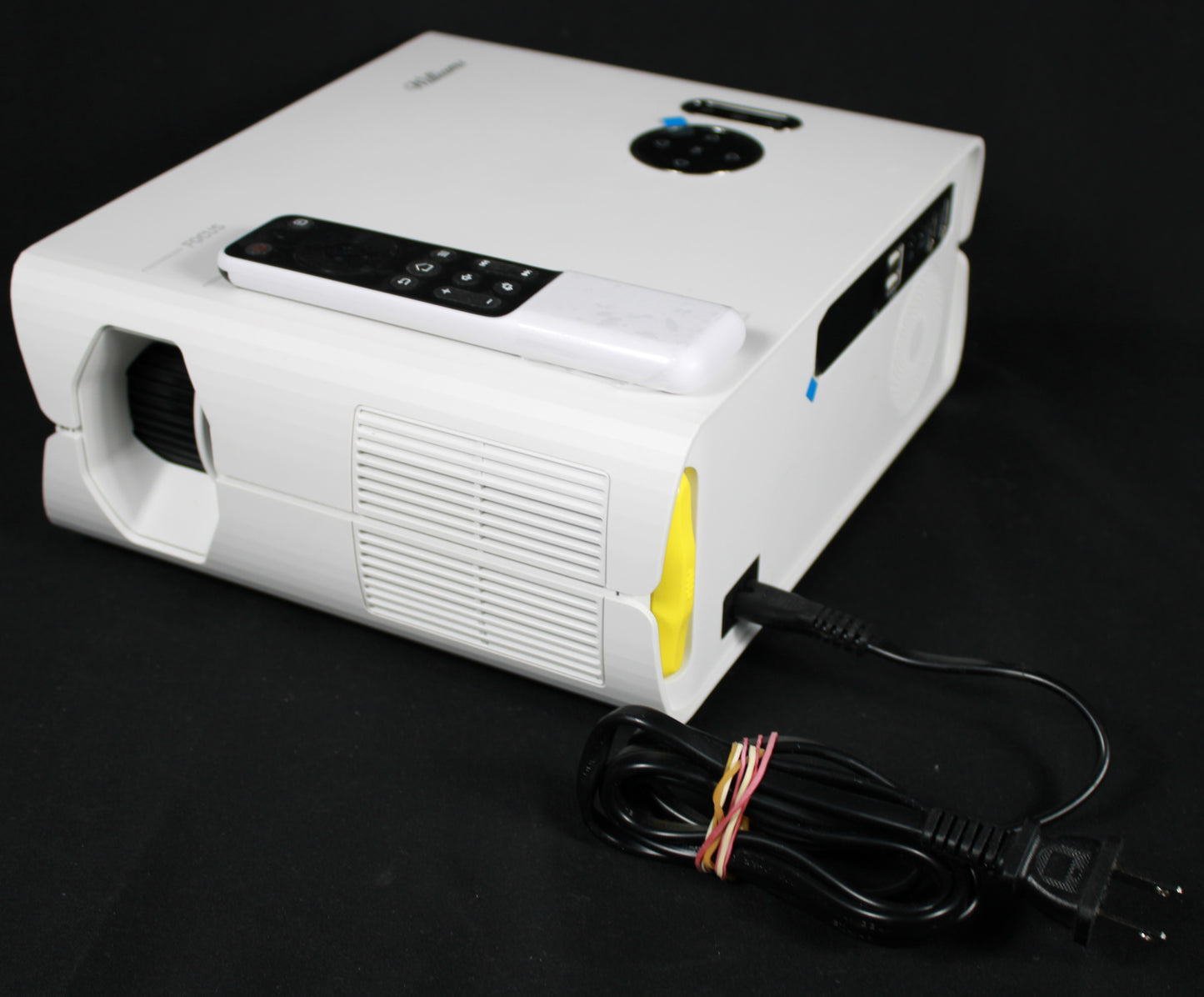 Williams WL-80 8K UHD LED Home Theater Projector with Remote and Bracket Mount