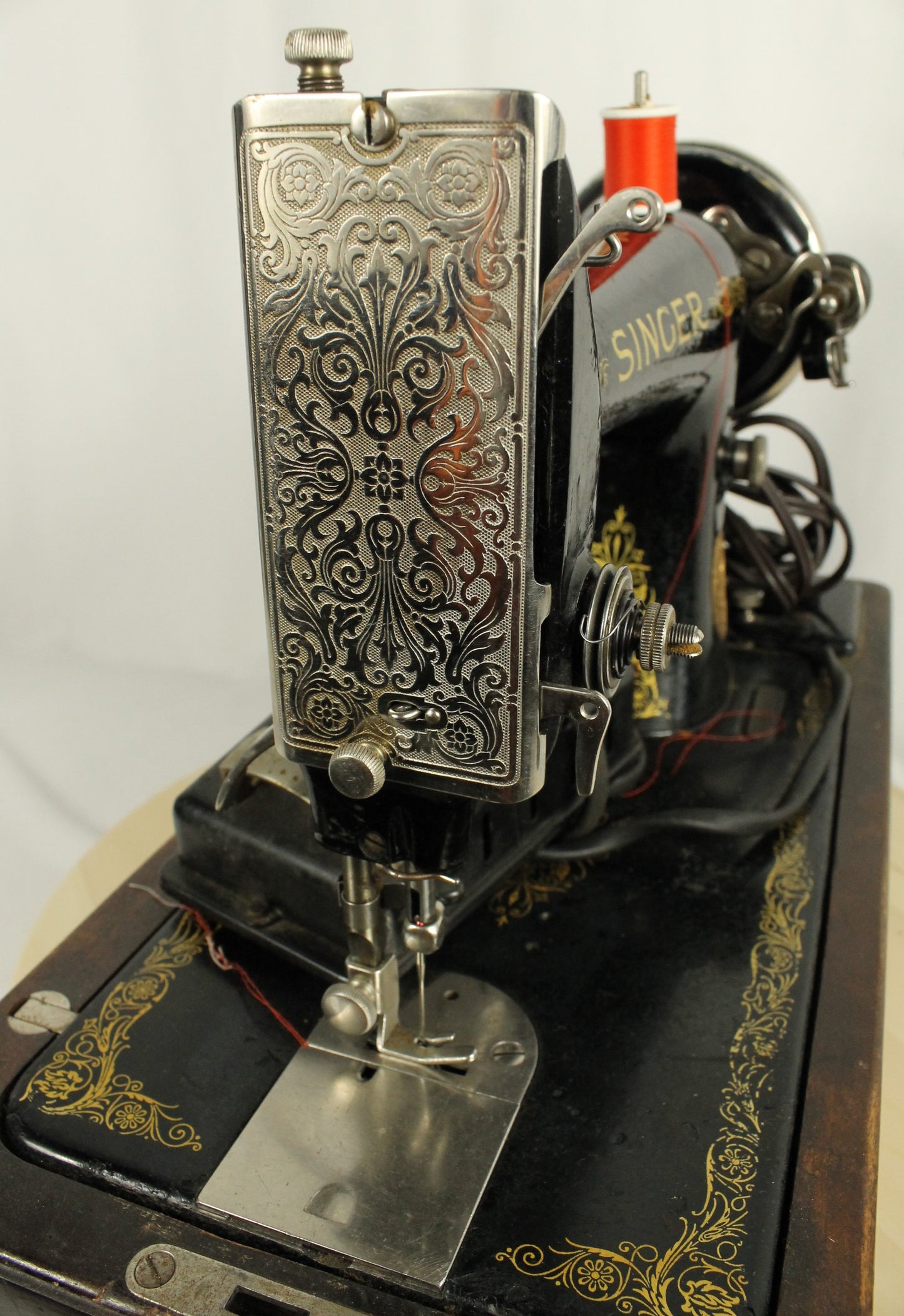 Working 1936 Singer 15-91 "Potted Motor" Sewing Machine with Case - Straight Stitch Workhorse!