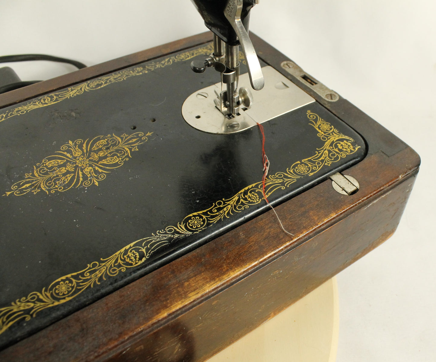 Working 1936 Singer 15-91 "Potted Motor" Sewing Machine with Case - Straight Stitch Workhorse!