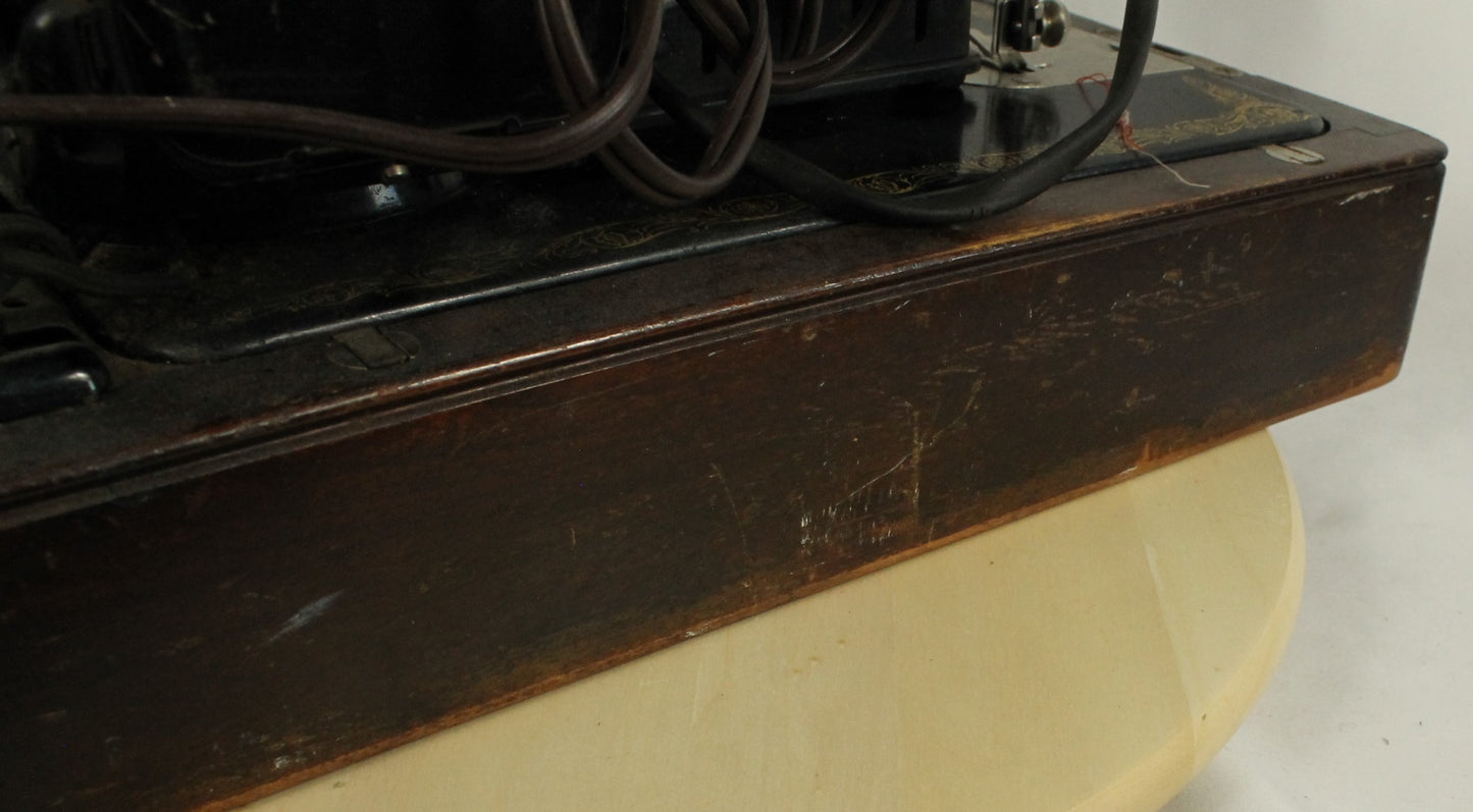 Working 1936 Singer 15-91 "Potted Motor" Sewing Machine with Case - Straight Stitch Workhorse!