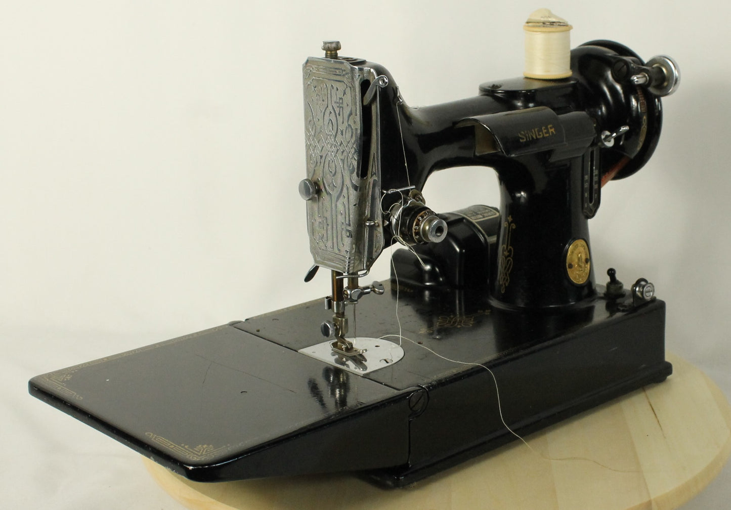 Vintage 1948 Singer Featherweight 221 (S/N EE575605) with Original Case & Huge Accessory Lot