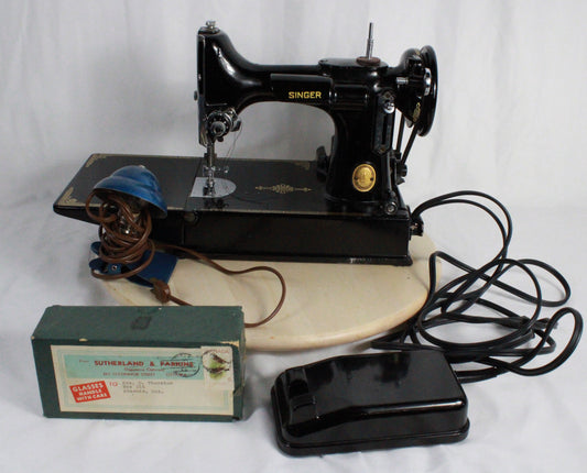 Vintage Singer Featherweight 221 Sewing Machine with Case and Accessories - Serial EH005125