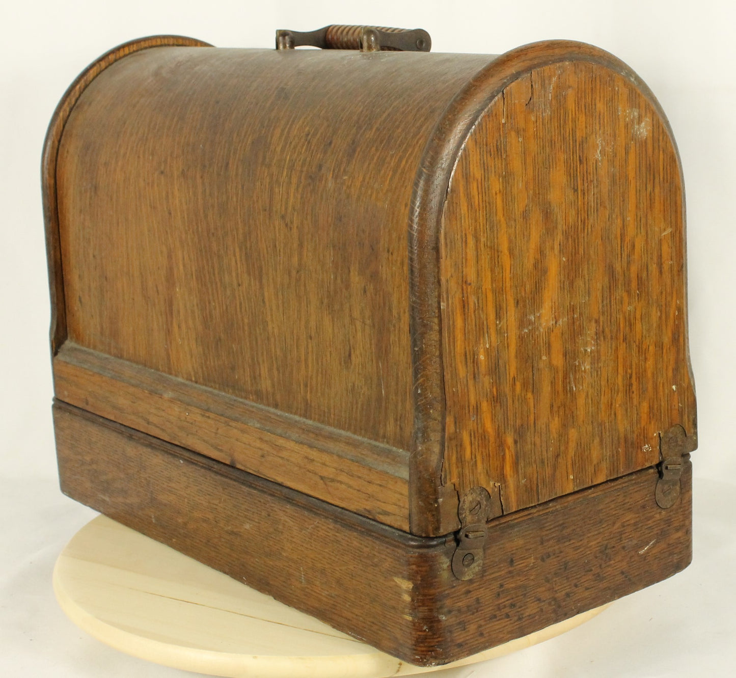 Antique 1917 Singer 66 Sewing Machine with Filigree Decals