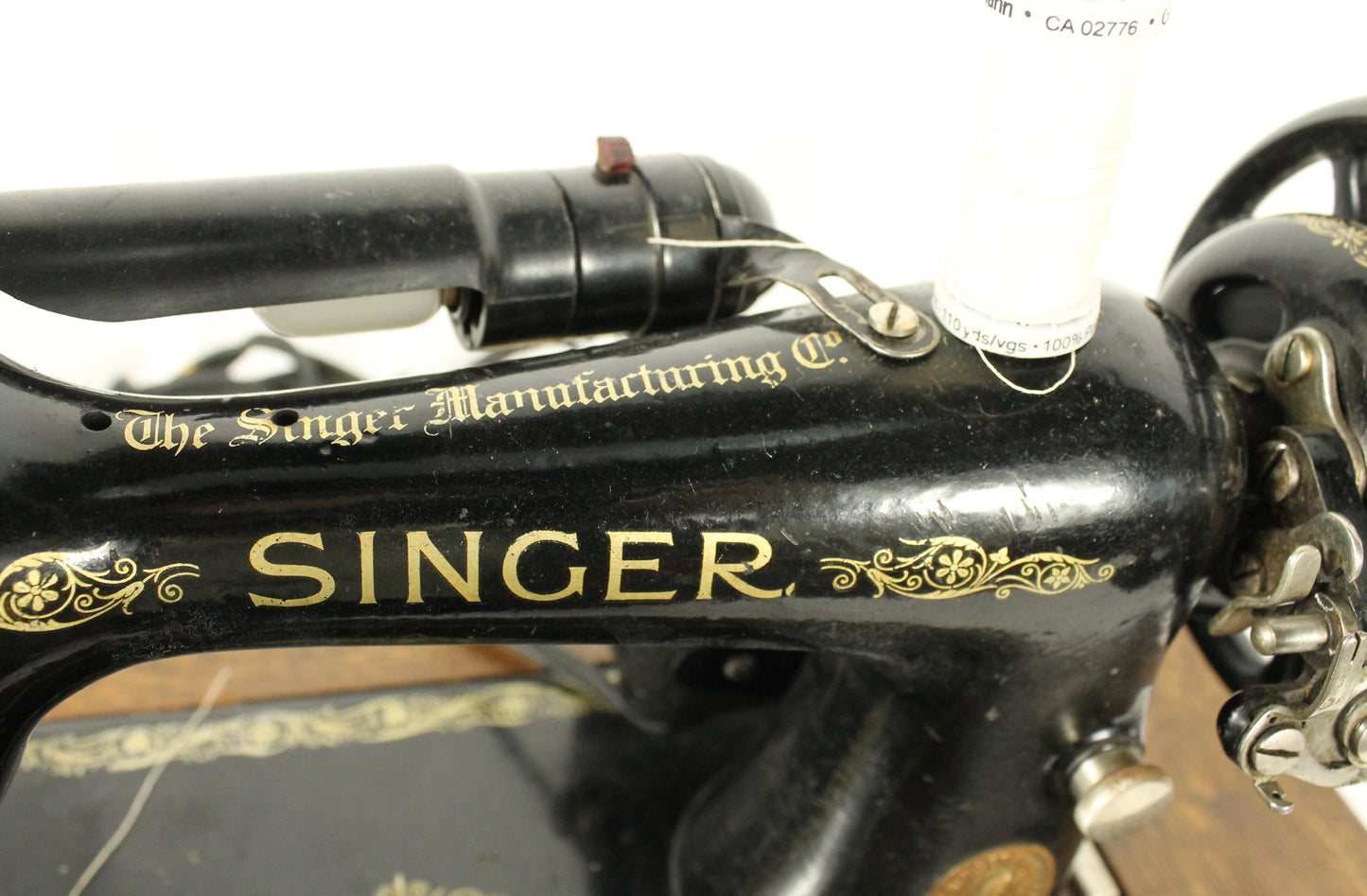 Antique 1917 Singer 66 Sewing Machine with Filigree Decals