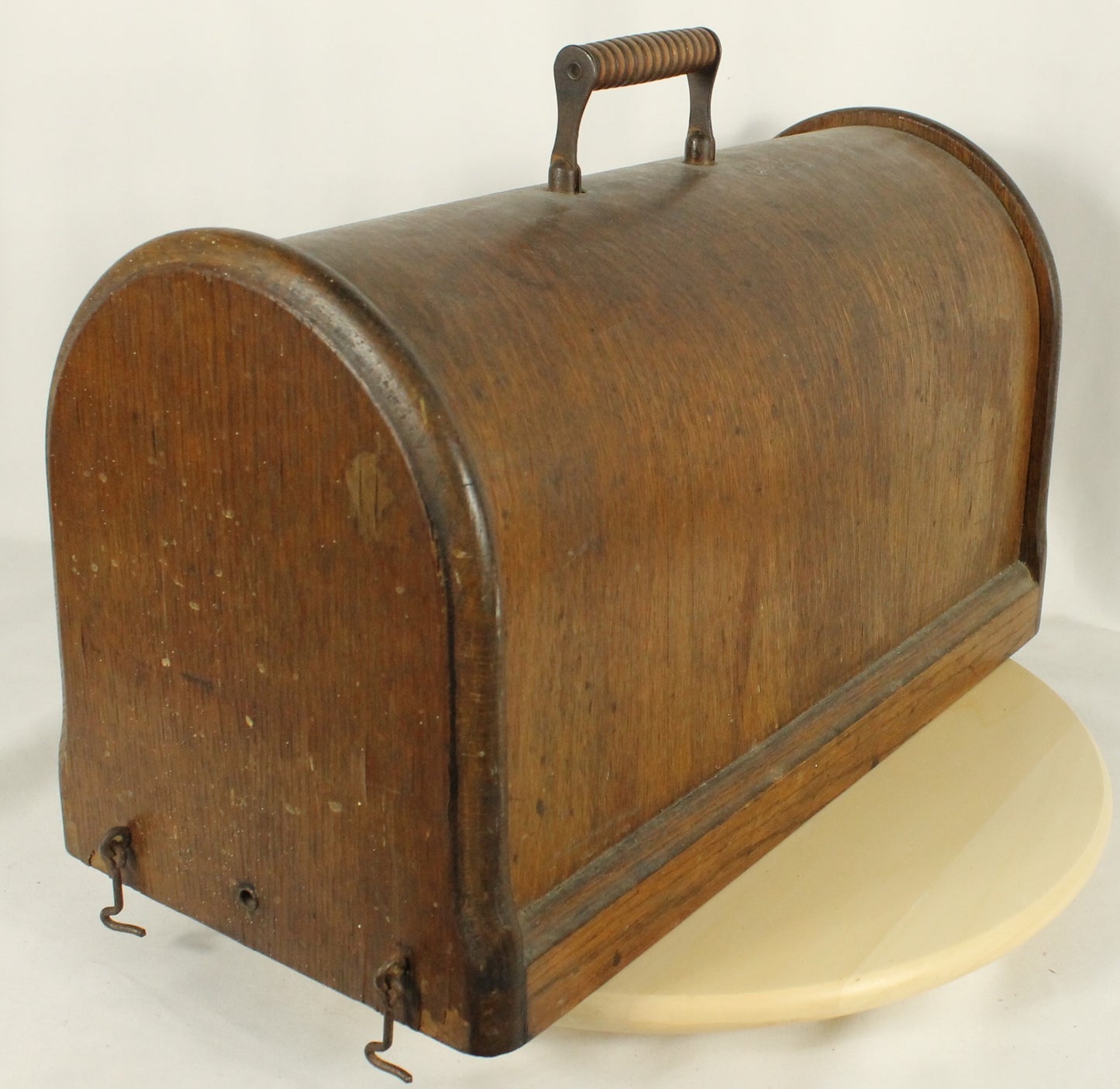 Antique 1917 Singer 66 Sewing Machine with Filigree Decals