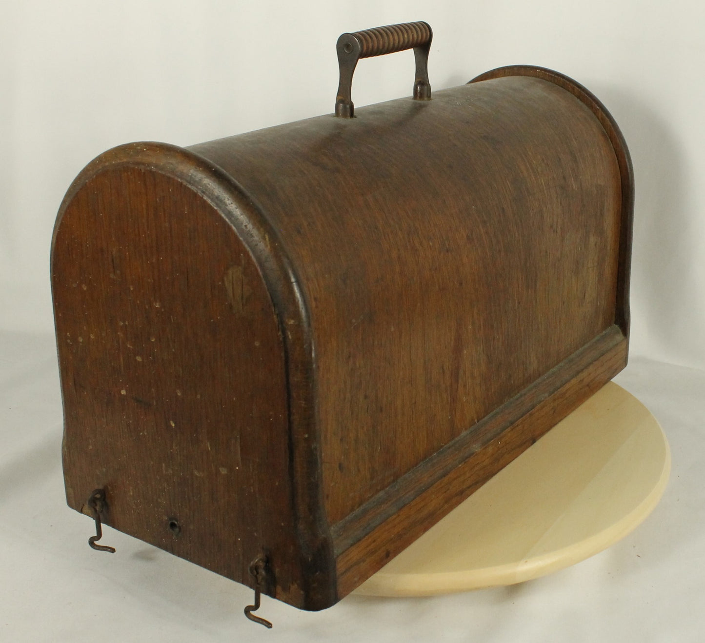 Antique 1917 Singer 66 Sewing Machine with Filigree Decals