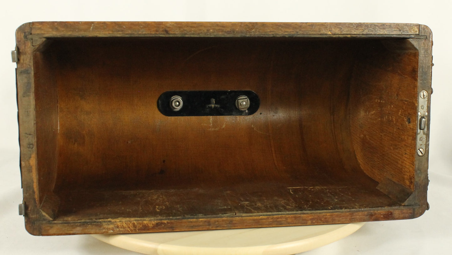 Antique 1917 Singer 66 Sewing Machine with Filigree Decals